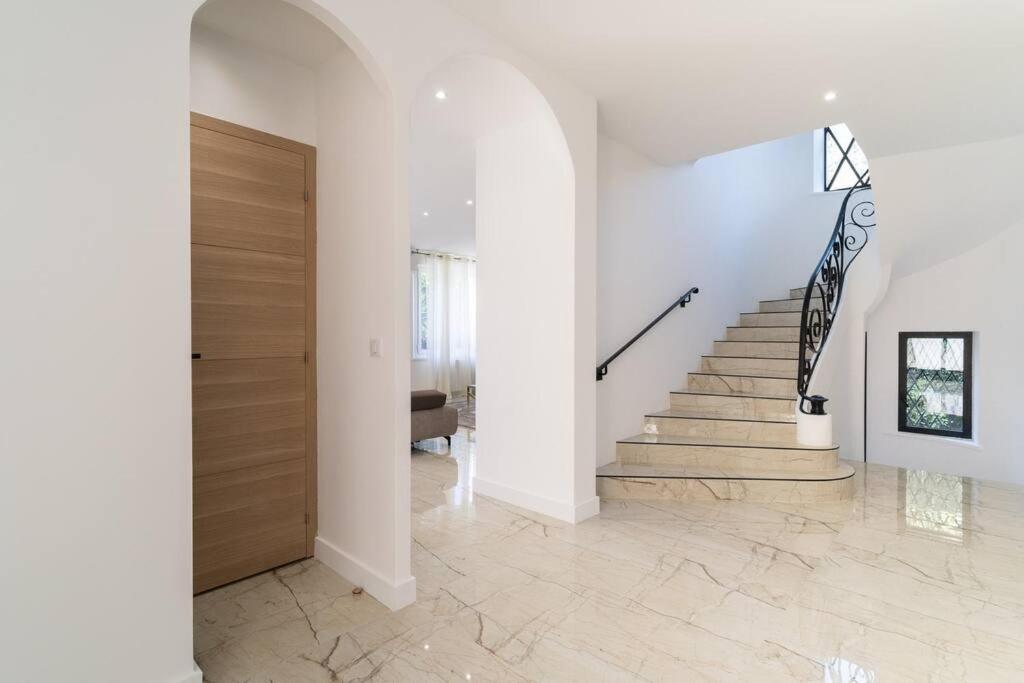 Superbe Nouvelle Moderne * Cannes